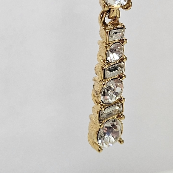 VINTAGE Monet Classic Gold-Tone Rhinestone Dangling Earrings - Picture 3 of 5